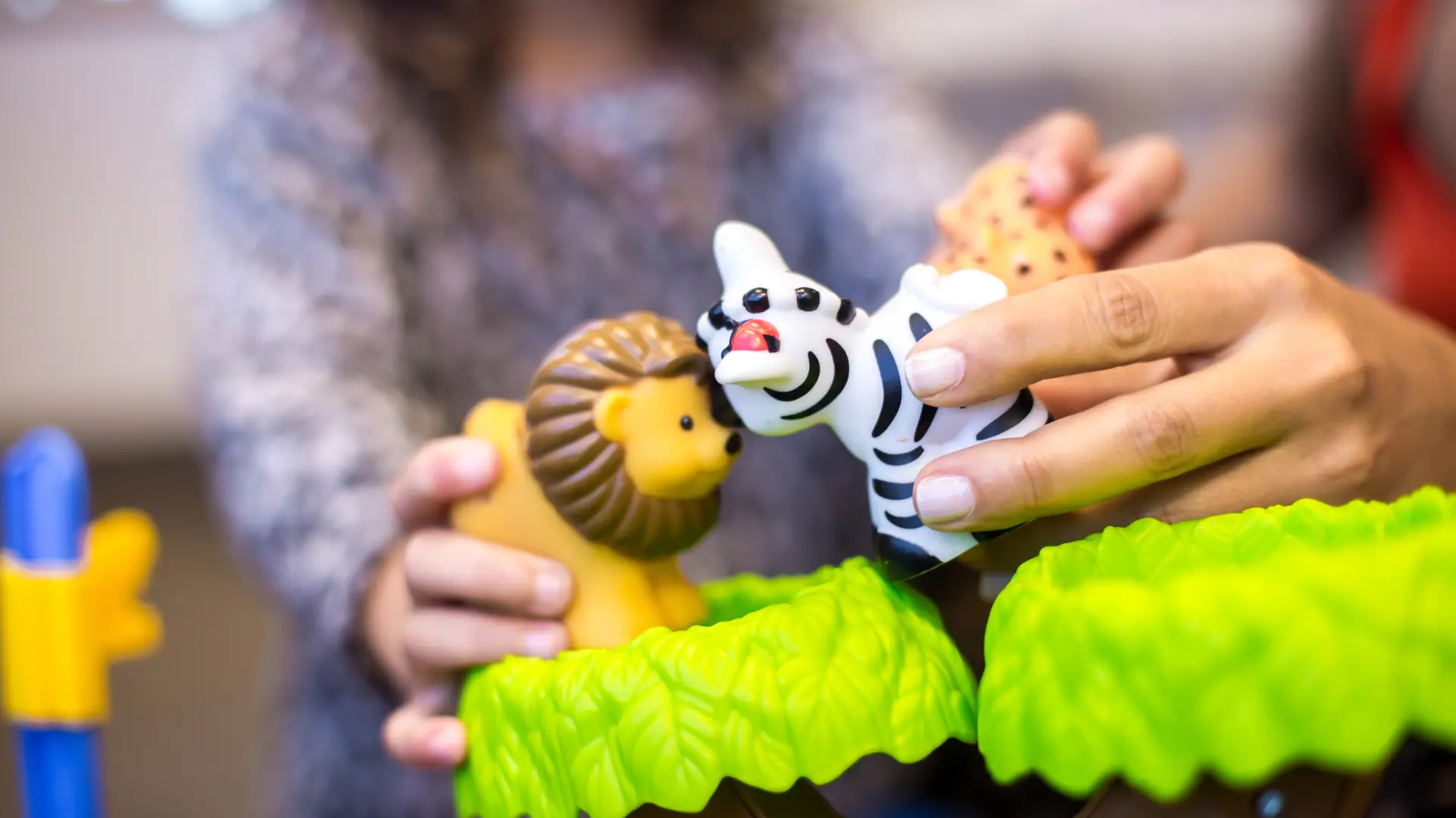 Building Social Skills with Confidence and Individuality: A Guide for Parents